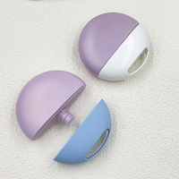 Flacon de lotion solaire corporelle en plastique personnalisé de 50 ml avec chaîne, portable, sérigraphié, estampage or/argent, vide, pour cosmétiques