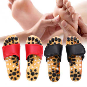 Chaussons de massage d'intérieur neutres en galets naturels, sandales réflexes pour la relaxation quotidienne des pieds à la maison - Product Image 5