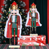 Décoration de Noël en bois : roi casse-noisette en robe écossaise avec sceptre, 38 cm et 50 cm, pour la maison, cadeau festif, vente en gros, en boîte