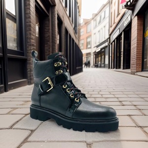Botas de Tobillo Negras con Punta Redonda, Transpirables e Impermeables, con Soporte de Arco, Logotipo Personalizado, de Cuero para Mujer - Product Image 1