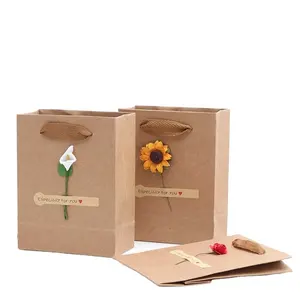 Flower Wedding Supplies Dresses Wig Lipstick Sunglasses Jewelry Hand Bags Shoes Dresses Packaging Kraft Paper Bags