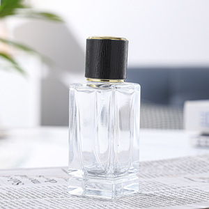 Flacone Spray Vuoto Portatile Cilindrico da 10ml in Vetro Trasparente con Tappo a Vite Vintage e Superficie Opaca, Personalizzabile con Logo, per Profumo e Cura della Pelle - Product Image 6