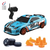 Chengji RC Drift Auto 4WD Hochgeschwindigkeits-Rennmodell 2,4 GHz mit Simulationslicht und -geräuschen 1:24 Cooles Design Ferngesteuertes Drift-Spielzeugauto