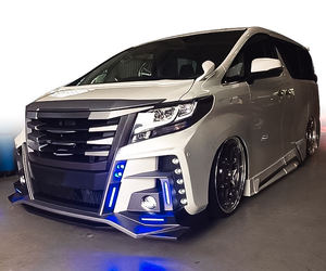 กระจกไฟเบอร์บัมเปอร์ด้านหน้าชนิด GLX 30 Pre-Facelift สำหรับ Toyota Alphard - Product Image 1