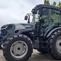 Tracteur agricole 4x4 de grande puissance avec chargeur frontal assorti