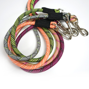 Lujosa correa de cuero para perros con relleno suave Bungee Jumping, correa redonda reflectante de nailon duradero para perros y Mascotas - Product Image 2