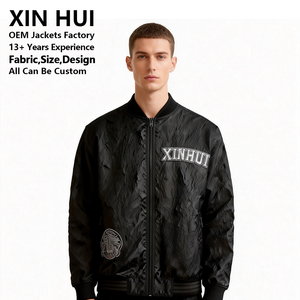 Blouson bomber streetwear pour homme, long et ample, en tissu froissé 3D teinté sur mesure, haut de gamme, pour l'hiver |   Professionnel - Product Image 3