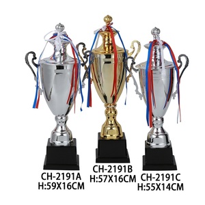 Trofeo Sportivo Personalizzato con Logo e <span class=keywords><strong>Nome</strong></span>, Coppa in Metallo per Champions League, Trofeo per <span class=keywords><strong>Fantasy</strong></span> Football, Trofei per Badminton - Product Image 6