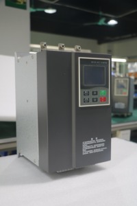 Khởi động mềm đáng tin cậy với giao tiếp RS485 điều khiển chính xác 320kw 380V, nhiều chế độ khởi động - Product Image 2