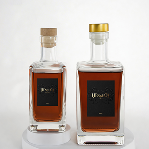 Botellas de Licor Rectangulares de Lujo de 16oz y 8oz, Botellas de Vidrio de 500ml y 250ml para Vodka, Whisky, Tequila, Ginebra y Licores, con Tapón de Corcho - Product Image 1