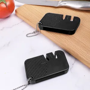 Mini afilador de cuchillos de bolsillo de 2 etapas, utensilio compacto con cadena para afilar cuchillos