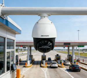 Hikvision Cámara Domo de Red AcuSense con Visión Nocturna Expansiva DS-2DE4825IWG1-E de 8 MP y Zoom Óptico 25X, con Tecnología DarkFighter IR, Audio y Alarma de Advertencia - Product Image 4