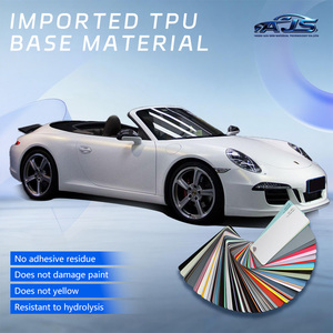 Pellicola Protettiva Senza Bolle d'Aria per Auto, Personalizzabile con Design, Rivestimento TPU Bianco Perlato Opaco per Berlina - Product Image 3
