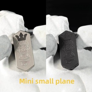 Zach Mini Plane MiniEDC Juguete de Descompresión Mecánico de Metal con Tecnología Avanzada, de Empuje con la Punta de los Dedos, 14+ - Product Image 2