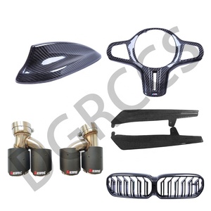 Para BMW Serie 5 G30: Alerón de fibra de carbono, labio delantero, difusor trasero, cubierta de espejo, rejilla, cubierta de volante y aleta de tiburón. - Product Image 3