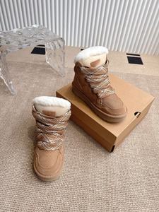 Botas de plataforma de estilo casual, ligeras y cálidas, de alta calidad, hechas a mano, con logotipo original de la marca, para hombre y mujer, con el mismo estilo. - Product Image 2