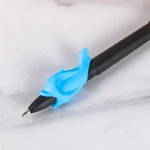 Libro <span class=keywords><strong>de</strong></span> calco en inglés para niños, cuaderno mágico <span class=keywords><strong>de</strong></span> cuero <span class=keywords><strong>de</strong></span> tapa dura, práctica repetida, Caja <span class=keywords><strong>de</strong></span> Regalos versátil para escuela y <span class=keywords><strong>oficina</strong></span>, hojas sueltas - Product Image 4