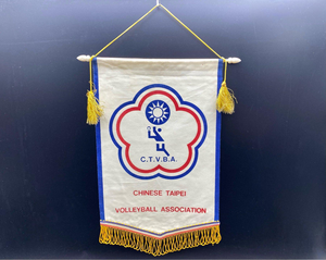 Drapeaux d'échange pour événements sportifs, soutenant les équipes nationales/clubistes/scolaires, personnalisables, couleurs vives, polyester résistant à la décoloration - Product Image 1