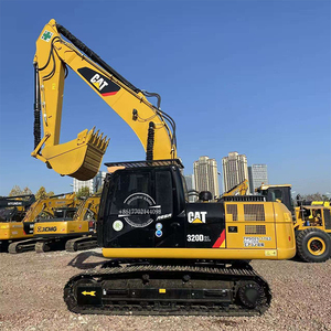 Excavadora de cadenas usada CAT 320D2L con cucharones de excavación para maquinaria pesada y desarrollo residencial - Product Image 1