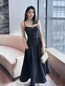 <span class=keywords><strong>Vestido</strong></span> Largo de Tirantes Finos, Estilo Vacacional, Cintura Alta, Sexy, en Mezclilla <span class=keywords><strong>Azul</strong></span> Oscuro para Mujer, Nueva Colección Ramadán 2026, Siete Colores - Product Image 1