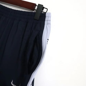 Nouveau design, logo personnalisé, <span class=keywords><strong>short</strong></span> décontracté d'été pour homme, motif western rodeo, blocs de couleur bleu marine et <span class=keywords><strong>blanc</strong></span>, taille élastique, idéal pour la gym et le sport. - Product Image 5