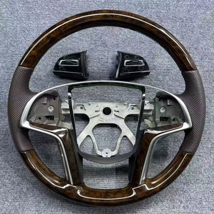 Modificación de Volante en Madera de Nogal para <span class=keywords><strong>Cadillac</strong></span> ATS-<span class=keywords><strong>V</strong></span> y <span class=keywords><strong>CTS</strong></span>-<span class=keywords><strong>V</strong></span> - Product Image 3