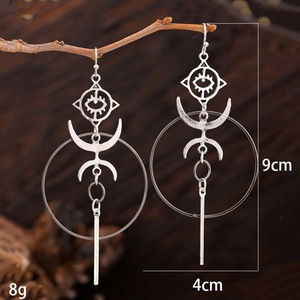 Pendientes Góticos Punk Ojo del Diablo con Luna de Plata Antigua, Cruz Larga Metálica, Accesorios de Moda para Halloween, Joyería de Aleación - Product Image 4