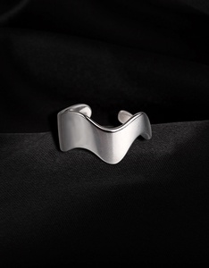 Женское кольцо из серебра 925 пробы - Product Image 5