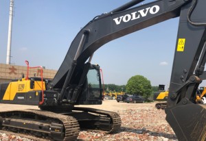Excavatrice utilisée de Volvo EC290, excavatrice utilisée VOLVO EC240 EC290 à vendre pelle sur chenilles 29 tonnes d'occasion - Product Image 5