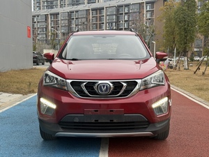 Changan CS15 1.5L Manuelle 2016, Conduite <span class=keywords><strong>à</strong></span> Gauche, Essence, Mini SUV Urbain, Sièges en Cuir, Pneus R16, Faible Coût, Fiable, Première <span class=keywords><strong>Voiture</strong></span> - Product Image 2