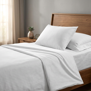 Tissu en polyester tissé lisse, durable, de luxe, personnalisé, en gros, de haute qualité, organique, imperméable, satiné rayé, fabriqué par un fabricant - Product Image 3