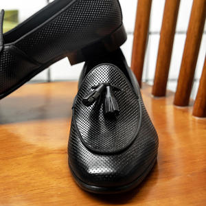 Zapatos de Vestir de Cuero para Hombre, Diseño de Moda, Suela Gruesa Plana, Punta Redonda, Zapatos de Negocios para Boda, Plantilla de Goma - Product Image 5