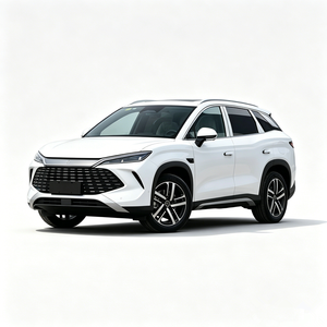 BYD Song L DM-i Edición Glory Blanca, SUV Híbrido Enchufable de 5 Plazas con 112 km de Autonomía Eléctrica - Product Image 1