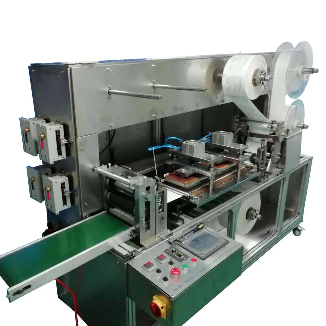 Fully automatic 4 side sealing packing machine medical dressing packing machines