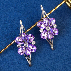 Accessoires de mariée de conception Huanxing de bonne qualité tous les jours avec une frange cheveux cassés lumière luxe violet verre rhinrhine-mot clip - Product Image 2