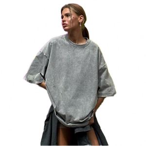 Nouveau produit : T-shirt basique à manches courtes et col rond, confortable et féminin - Product Image 2