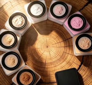 Polvo de contorno de alto brillo más vendido, colorete en polvo natural brillante, fábrica de iluminadores de piel duraderos, venta al por mayor OEM - Product Image 1