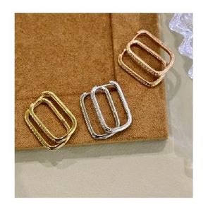 ผู้จัดจำหน่ายเครื่องประดับทองคำ 18K แบบขายส่ง รับบริการ OEM/ODM ตามสั่ง ราคาโรงงาน ต่างหูทองคำสีโรสโกลด์ พร้อมใบรับรอง พร้อมจัดส่ง - Product Image 3