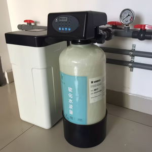 Système adoucisseur d'eau domestique automatique compact pour l'élimination de l'eau dure dans les maisons, appartements et cuisines - Product Image 2