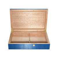 JH Promotion Exceptionnelle : Humidor à Cigares de Luxe Verrouillable en Bois de Cèdre Écologique, Finition Laquée Effet Piano, Bleu et Blanc, Motif Drapeau Cubain