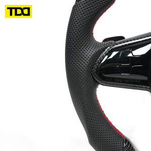 Volant en fibre de carbone TDD Real LED compatible avec VW MK8 GTI – Cuir perforé personnalisé, personnalisation d'usine prise en charge - Product Image 4