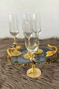 แก้วไวน์ทรงโมเดิร์น BRUSHSTROKE BLISS ขอบบางทำจากแก้วและอะลูมิเนียม เป็นมิตรกับสิ่งแวดล้อมและทนทาน เหมาะสำหรับไวน์เนื้อเนียน/งานเลี้ยงสังสรรค์ - Product Image 1