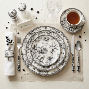 Elegante Juego de Platos de Cerámica con Diseño en Blanco y Negro, 8, 10.5 y 12 Pulgadas, Vajilla Decorativa de Porcelana para Fiestas y Eventos - Product Image 1