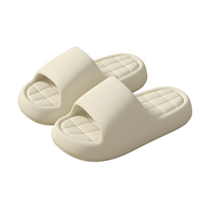 Chanclas para mujer, nuevo estilo, aptas para el verano, para uso en interiores, para baño en casa, diseño antideslizante, previene inodoros accidentales - Product Image 1