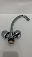 Robinet de cuisine moderne de haute qualité à double poignée, chromé, monotrou, en alliage de zinc, avec fonction eau chaude et froide