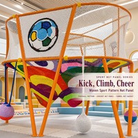 Panneau en filet tissé au crochet à motif de football et panier en filet en forme d'entonnoir pour la décoration de zone de jeux intérieure pour enfants