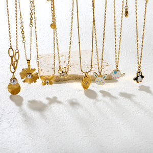 สร้อยคอจี้รูปเปลือกหอยประดับมุกชุบทอง ของขวัญเครื่องประดับแฟชั่นสำหรับผู้หญิง - Product Image 1