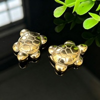 Figurine de tortue en pyrite sculptée de 27 mm, artisanat en cristal poli, sculpture de tortue en pyrite pour pendentif, décoration, cadeau