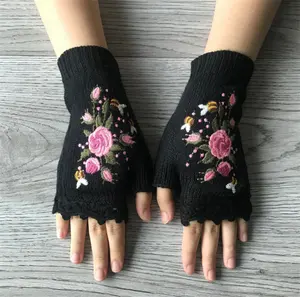 S9529 toptan 2023 bayanlar özel Logo el örme isıtıcı kış çiçek eldivenler tığ Retro parmaksız eldiven kadınlar için