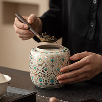 Boîte à thé en céramique MSH à motif mandala bohème, incrustée d'or, hermétique, avec bouton en bois et couvercle à pompon